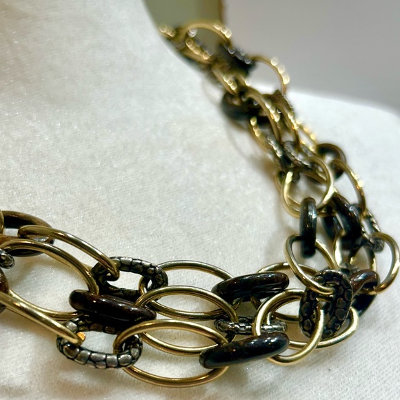 Carlisle Gold & Silver Metal Triple Chain Necklace with Pebble Brown Links NWOT - Picture 6 of 9